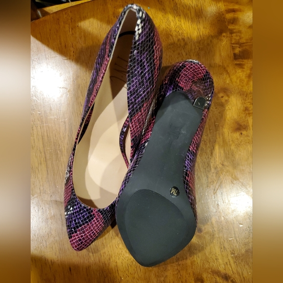 (NWOT) INC Purple Snakeskin “Zitah” pumps - Picture 2 of 4